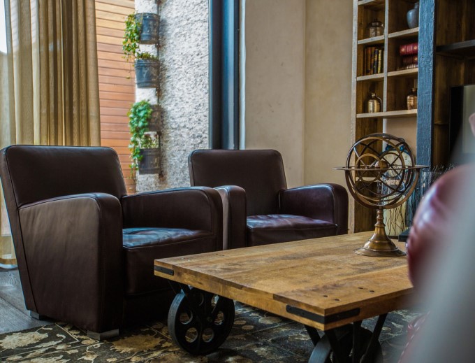 mobaltik-mesas-centro